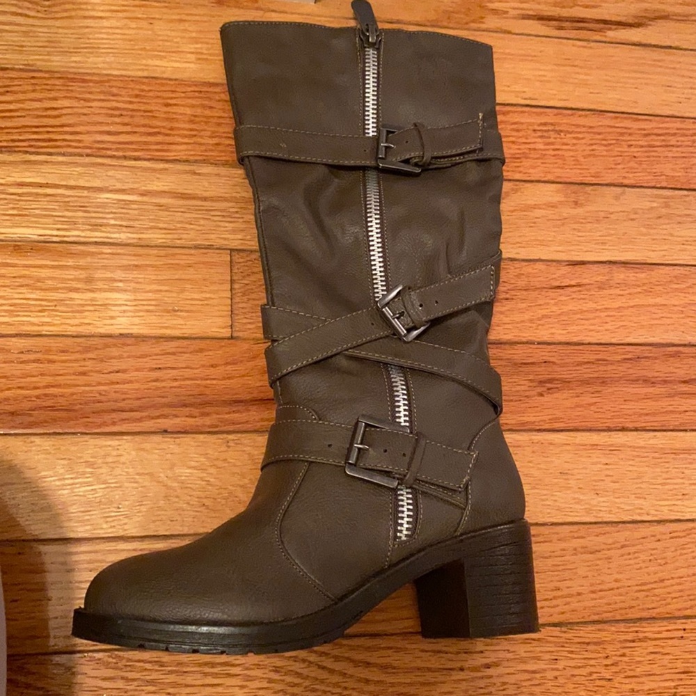 Women’s boots
